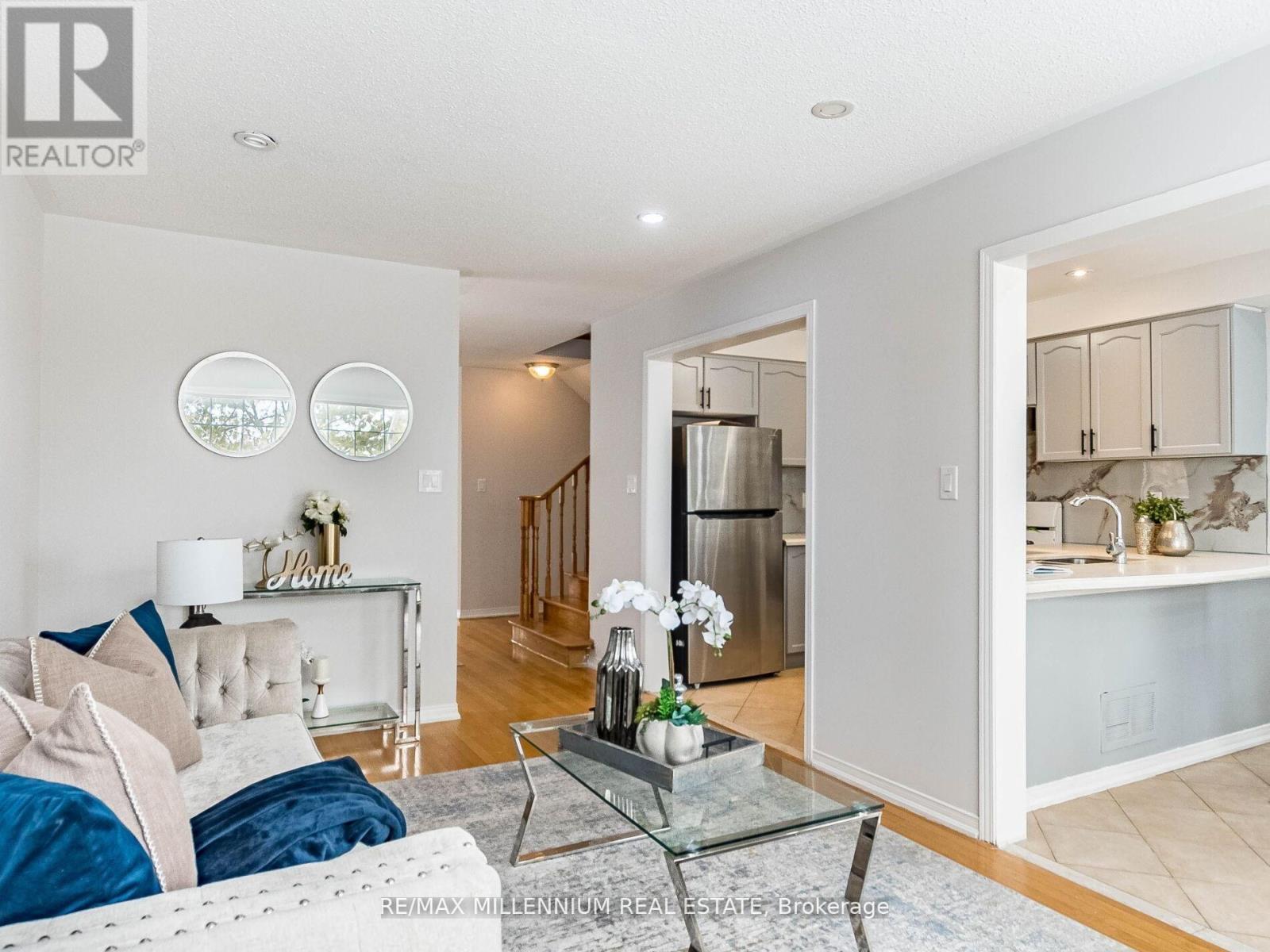 9 Revelstoke Place, Brampton, Ontario  L6R 3G3 - Photo 8 - W12917140