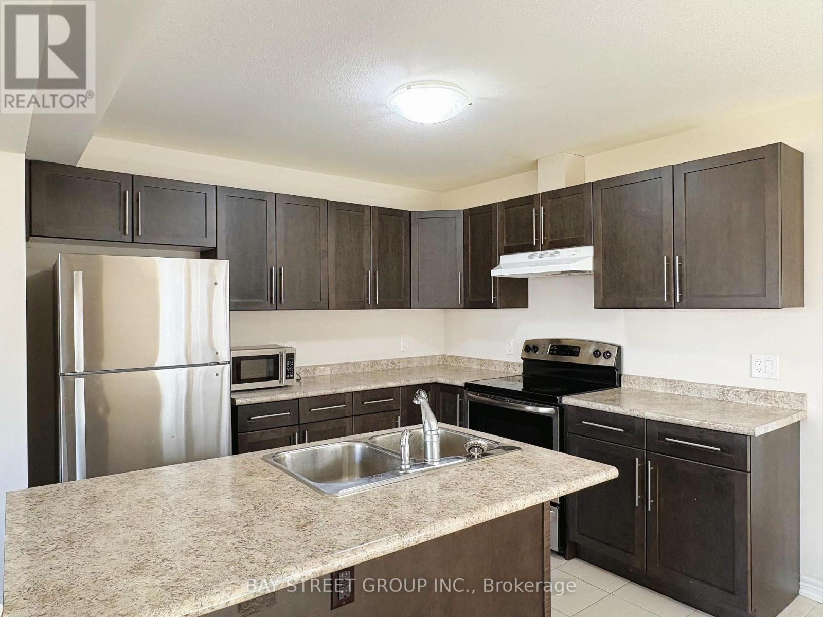 30 Elderberry Road, Thorold, Ontario  L3M 5R5 - Photo 4 - X12912788