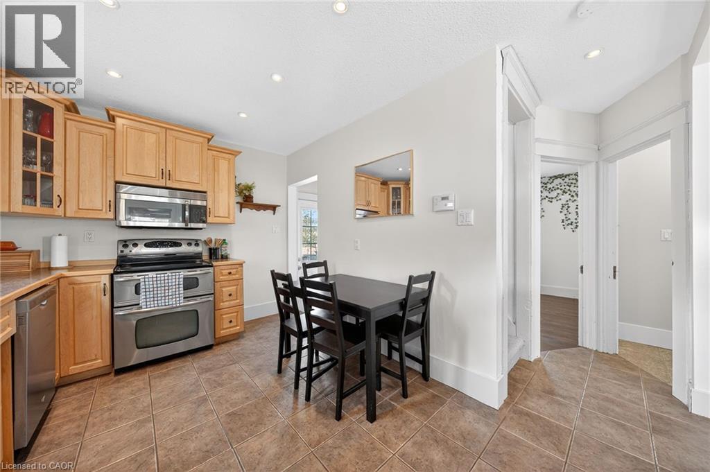 14 Hermie Place, Kitchener, Ontario  N2H 4Y1 - Photo 13 - 40814826