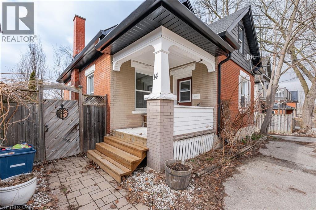 14 Hermie Place, Kitchener, Ontario  N2H 4Y1 - Photo 2 - 40814826