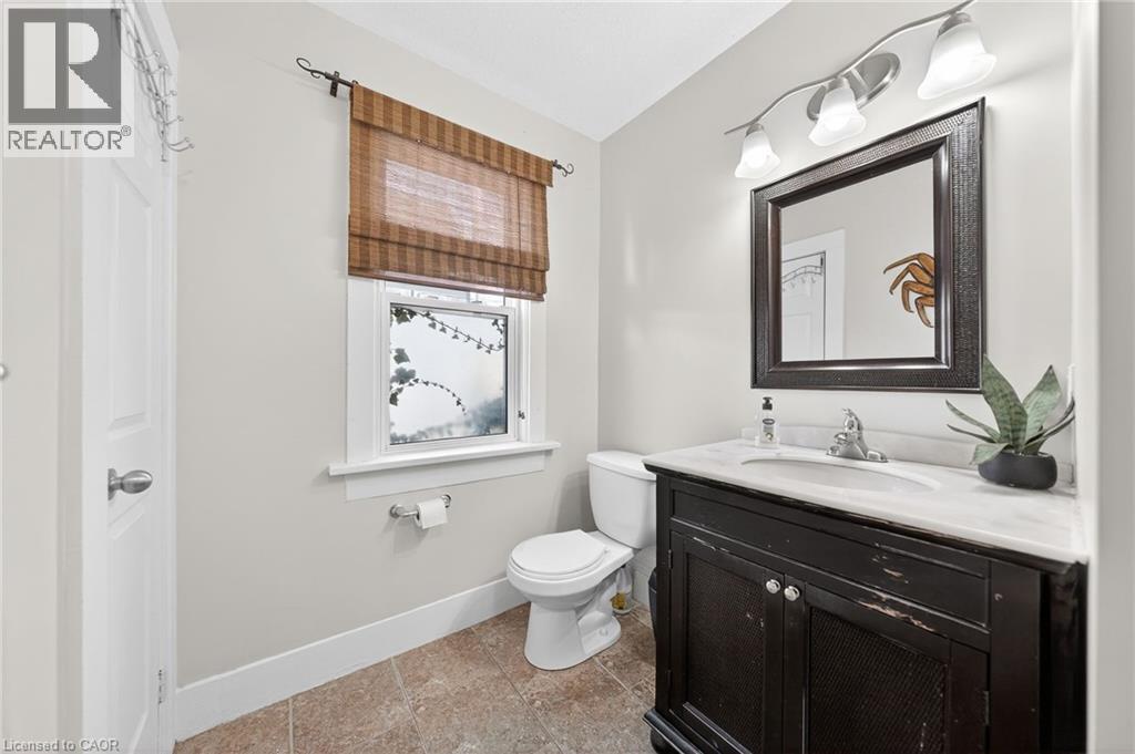 14 Hermie Place, Kitchener, Ontario  N2H 4Y1 - Photo 22 - 40814826