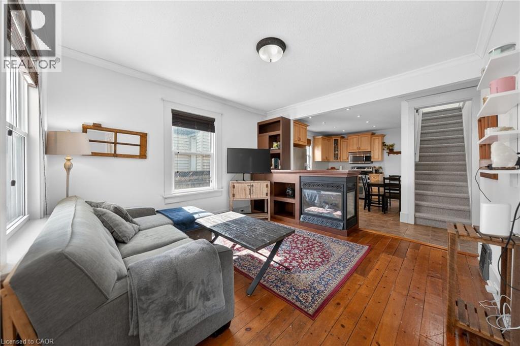 14 Hermie Place, Kitchener, Ontario  N2H 4Y1 - Photo 6 - 40814826