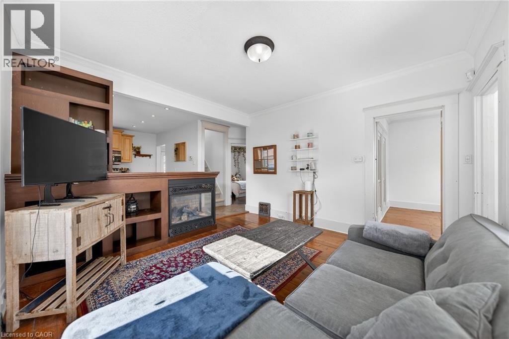 14 Hermie Place, Kitchener, Ontario  N2H 4Y1 - Photo 8 - 40814826