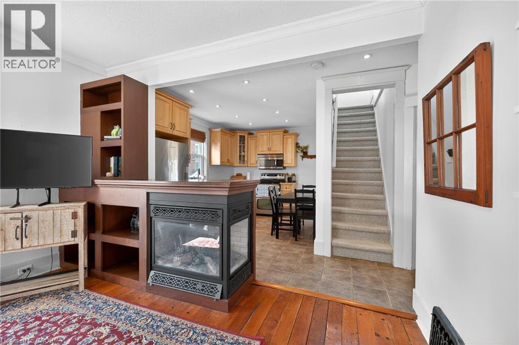 14 Hermie Place, Kitchener, Ontario  N2H 4Y1 - Photo 9 - 40814826