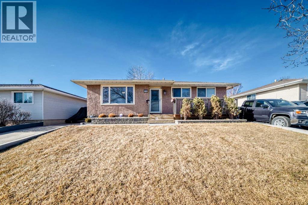 7139 18 Street Se, Calgary, Alberta  T2C 1K2 - Photo 1 - A2286552