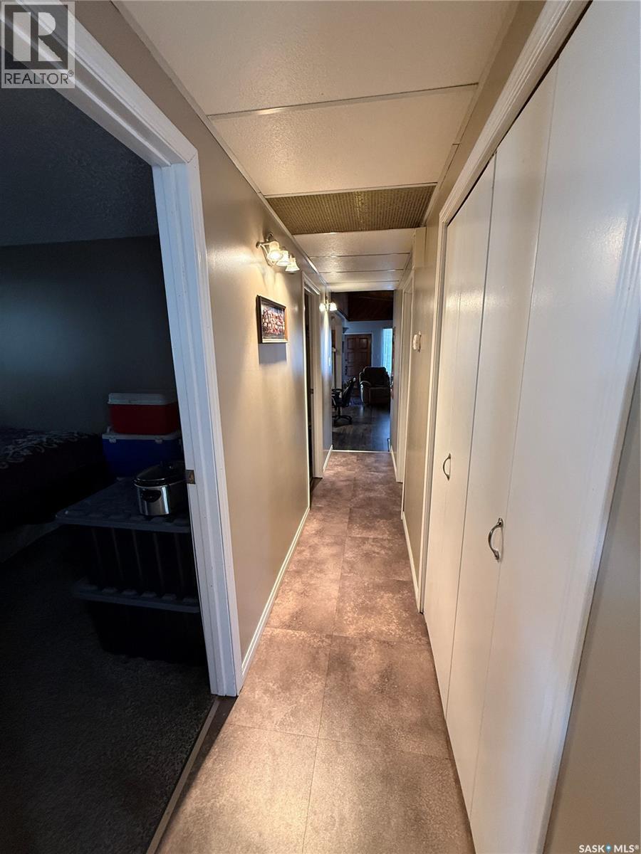 14 2nd Avenue Se, Weyburn, Saskatchewan  S4H 1W8 - Photo 9 - SK031190