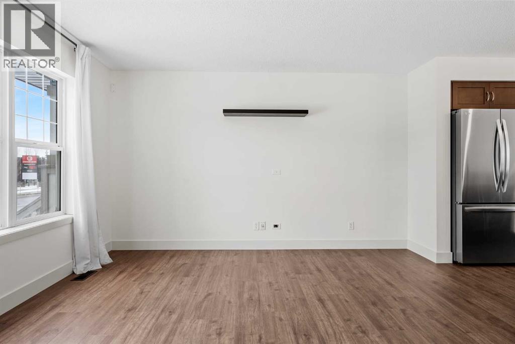 1082 Panatella Boulevard NW, Calgary, Alberta  T3K 0L2 - Photo 8 - A2293486