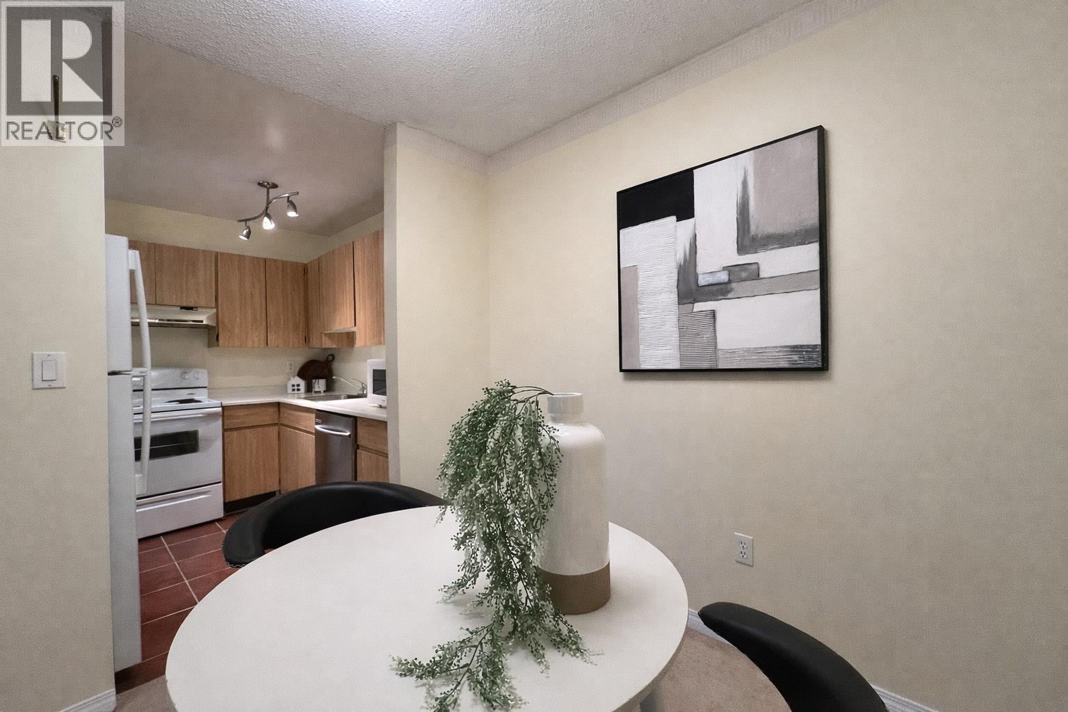 312 615 North Road, Coquitlam, British Columbia  V3J 1P1 - Photo 10 - R3102793