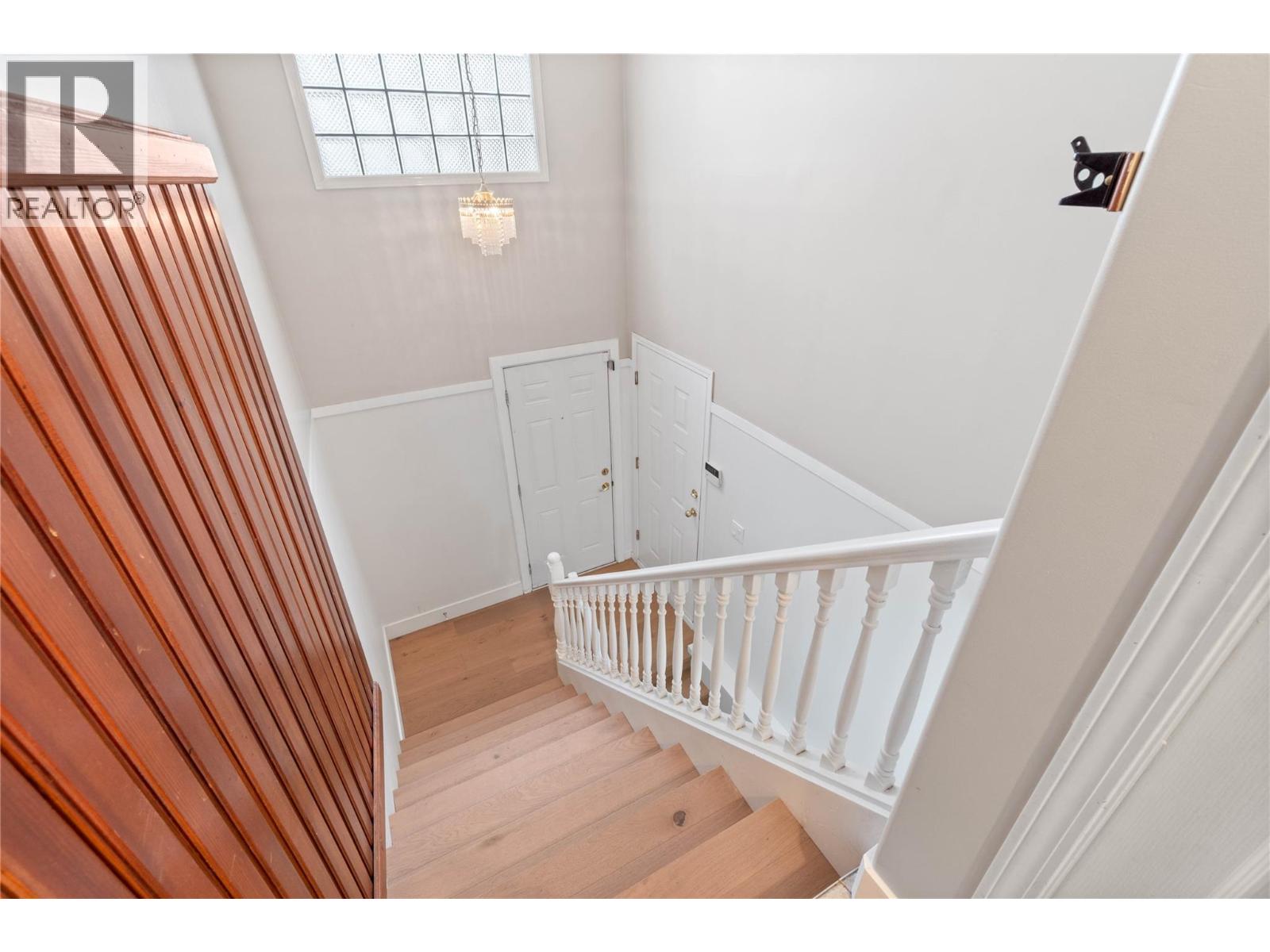 1120 14th Street, Kamloops, British Columbia  V2B 8K7 - Photo 24 - 10380290