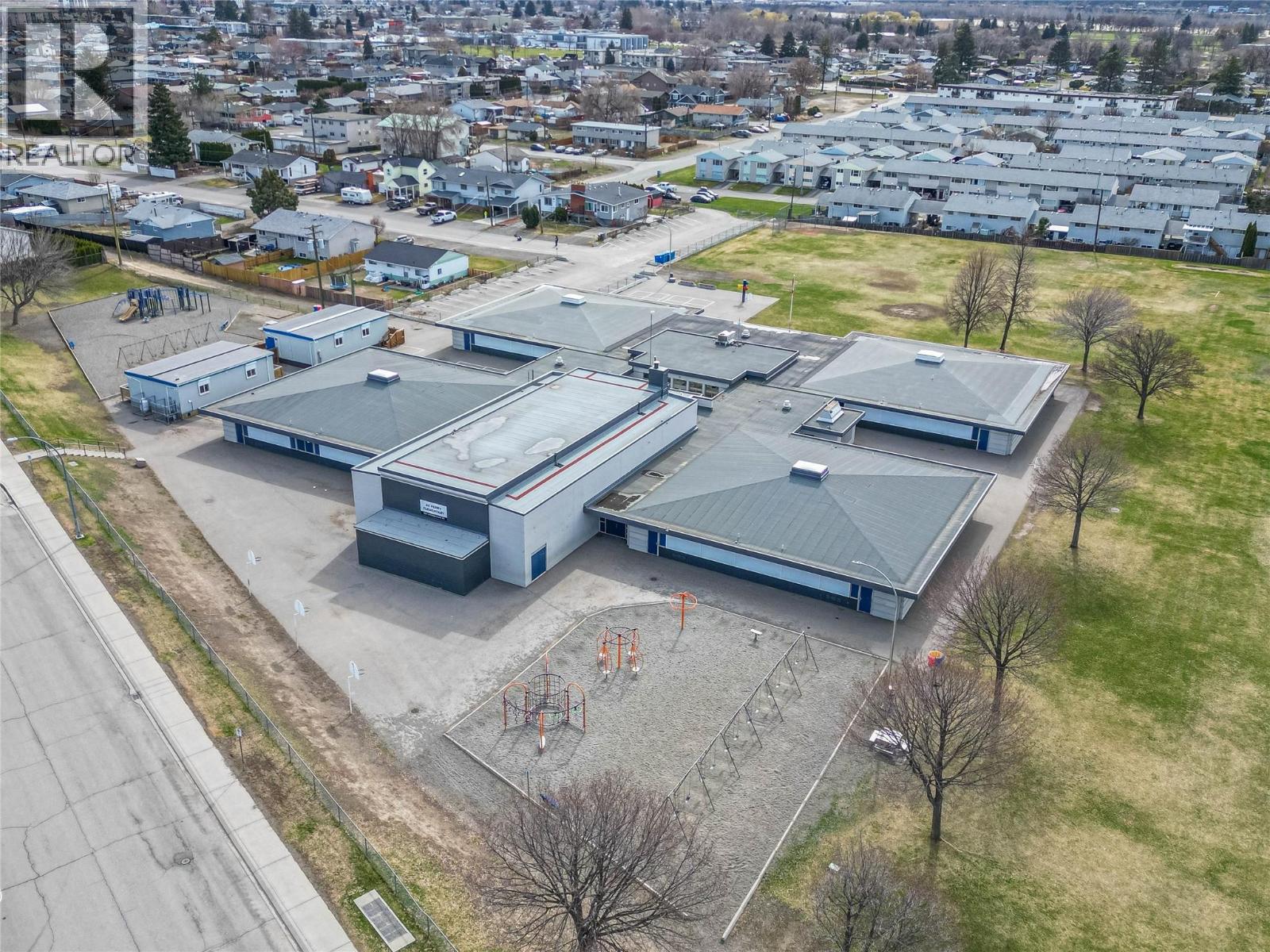 1120 14th Street, Kamloops, British Columbia  V2B 8K7 - Photo 62 - 10380290