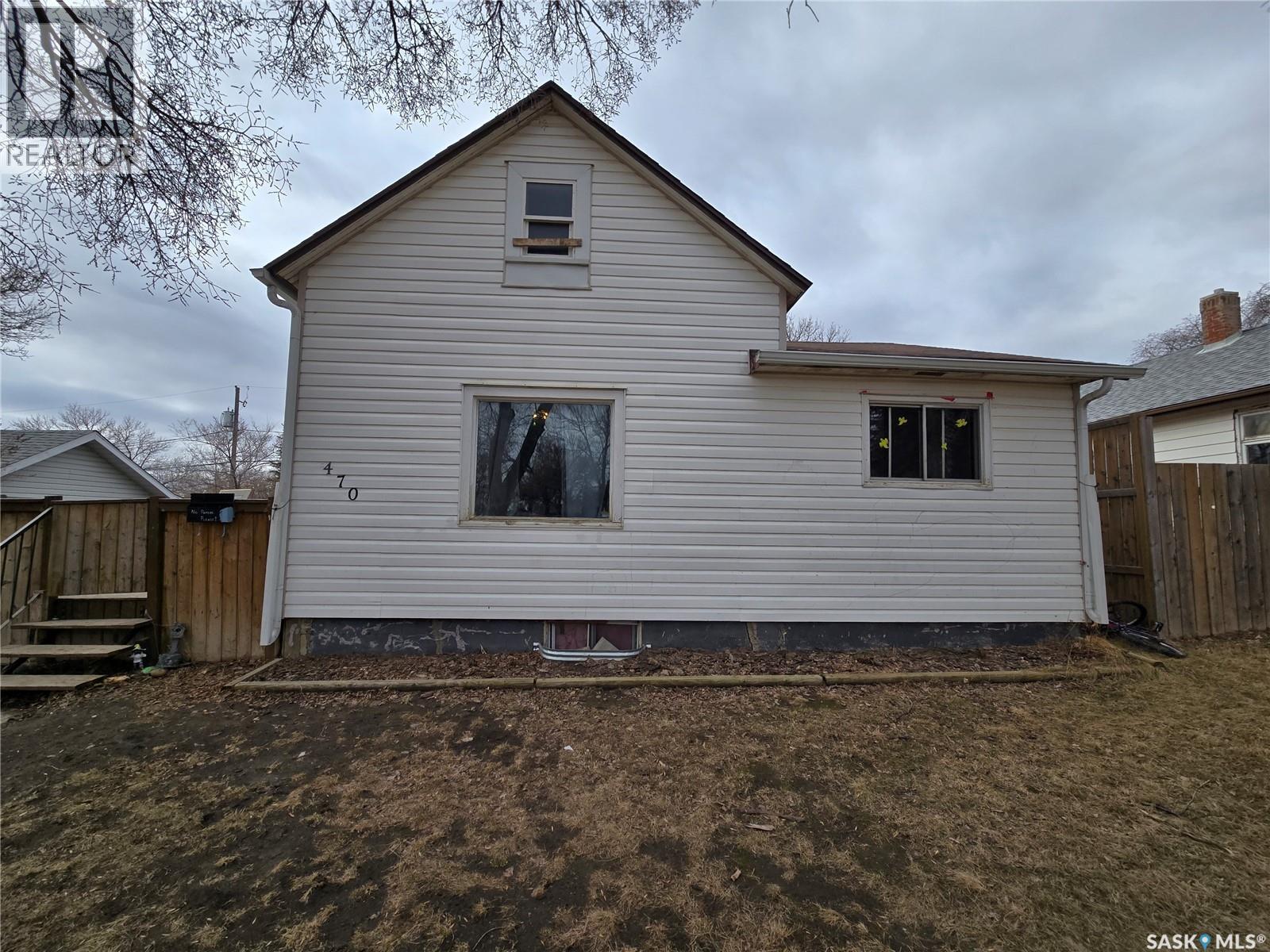 470 2nd Avenue Nw, Swift Current, Saskatchewan  S9H 0P7 - Photo 1 - SK031183