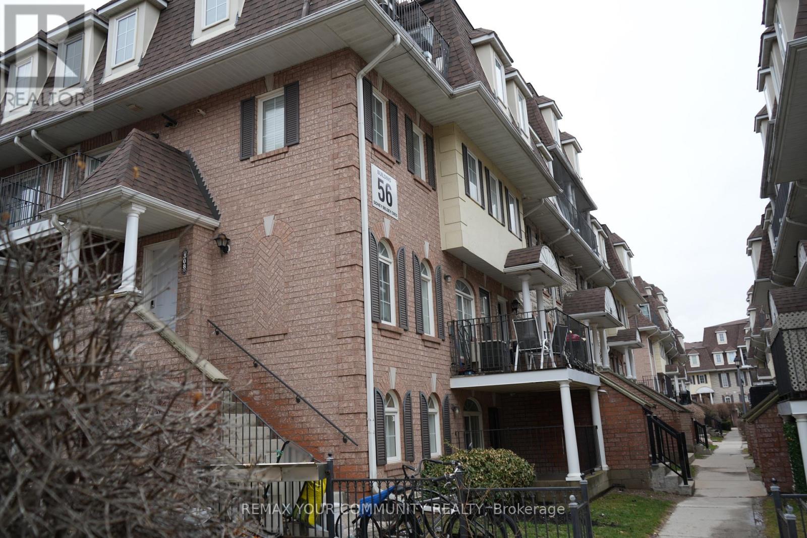 308 - 56 Sidney Belsey Crescent, Toronto, Ontario  M6M 2J2 - Photo 2 - W12915746