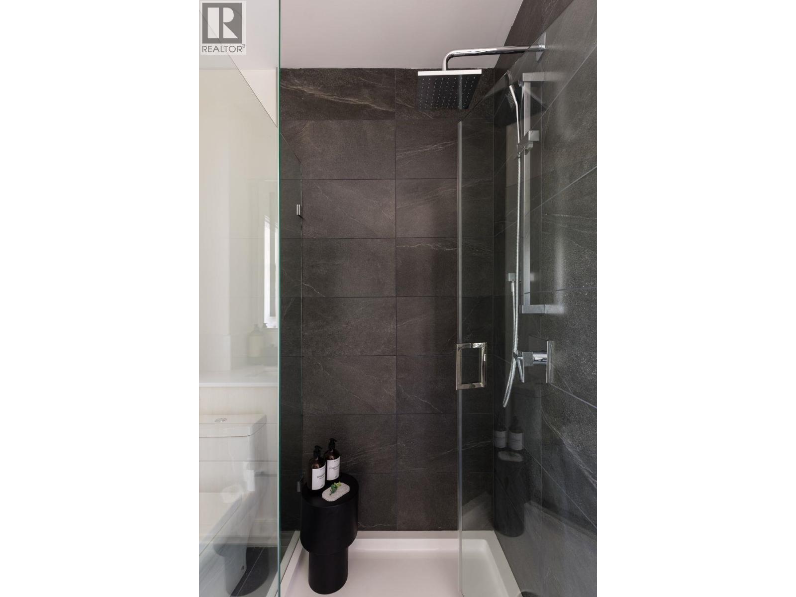 102 342 Mountain Highway, North Vancouver, British Columbia  V7J 2K8 - Photo 26 - R3101504