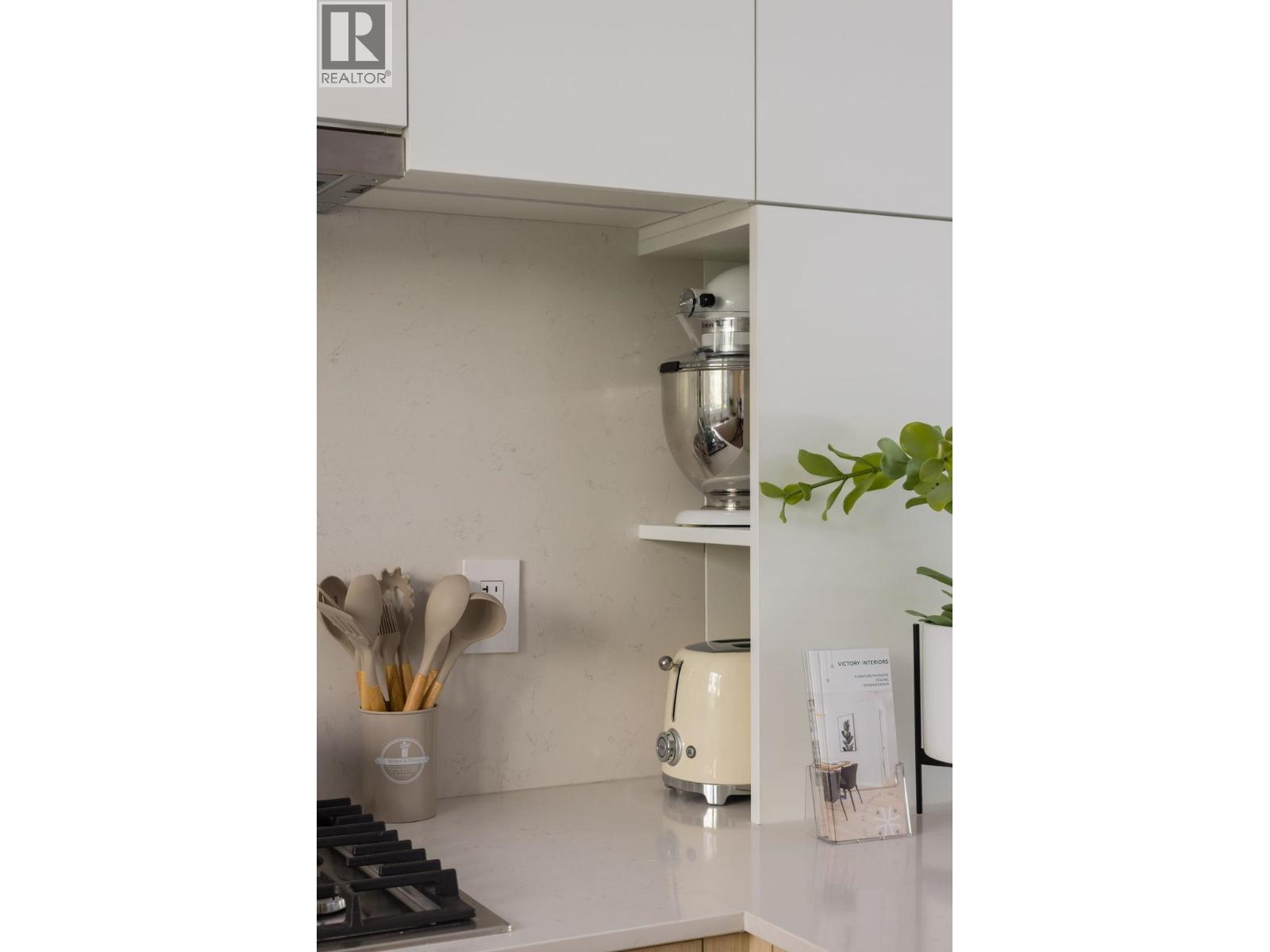 102 342 Mountain Highway, North Vancouver, British Columbia  V7J 2K8 - Photo 8 - R3101504