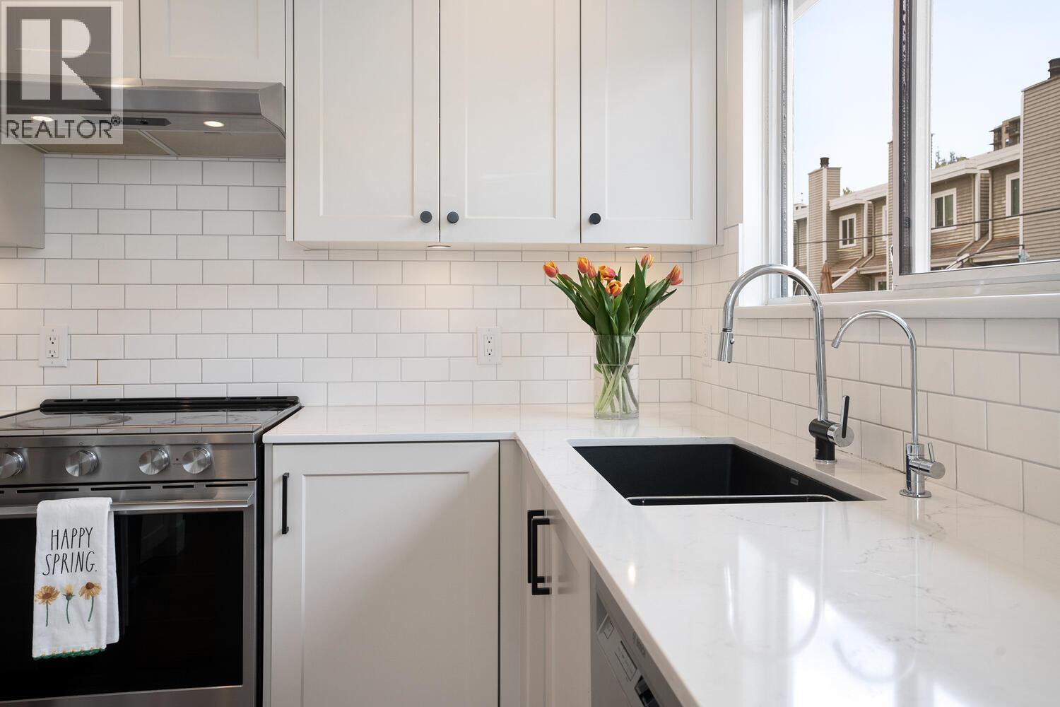 7 232 E 6th Street, North Vancouver, British Columbia  V7L 1P5 - Photo 13 - R3103271