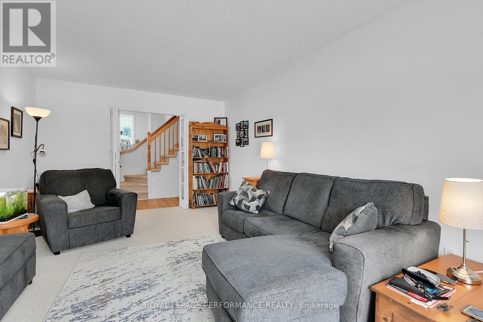 43 Waterview Court, Ottawa, Ontario  K1V 0H5 - Photo 9 - X12917204