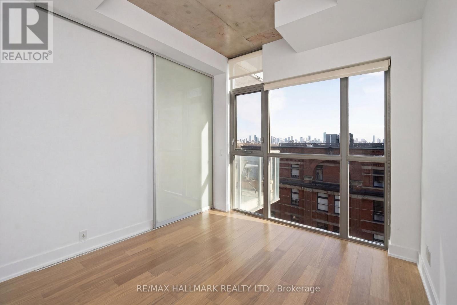 605 - 2 Gladstone Avenue, Toronto, Ontario  M6J 0B2 - Photo 10 - C12917168