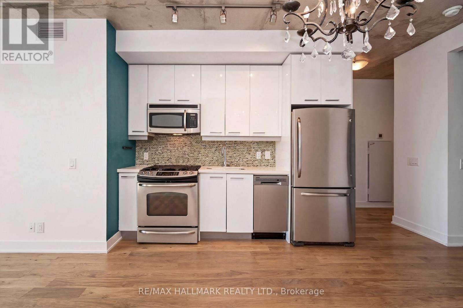 605 - 2 Gladstone Avenue, Toronto, Ontario  M6J 0B2 - Photo 6 - C12917168