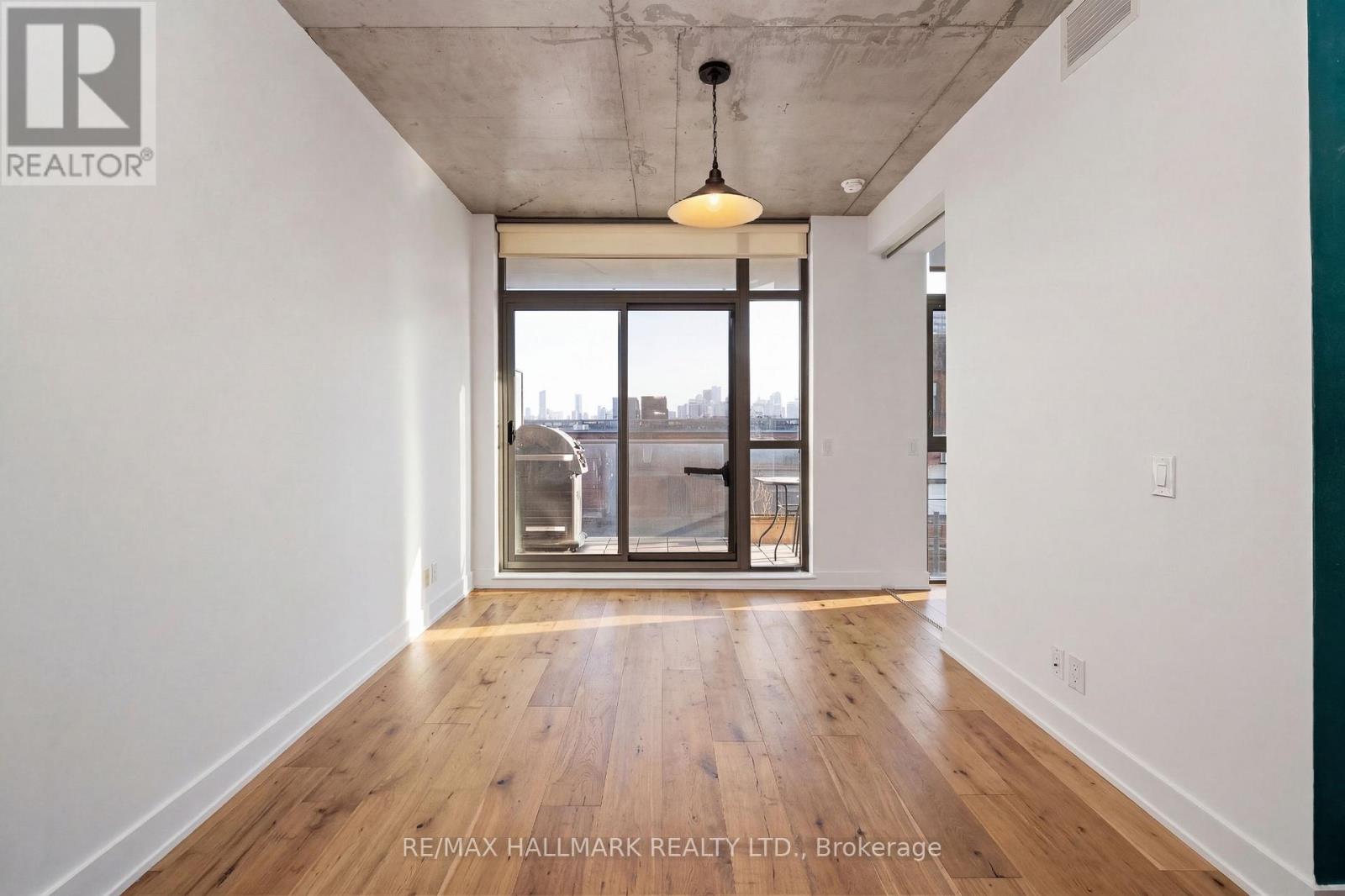 605 - 2 Gladstone Avenue, Toronto, Ontario  M6J 0B2 - Photo 7 - C12917168