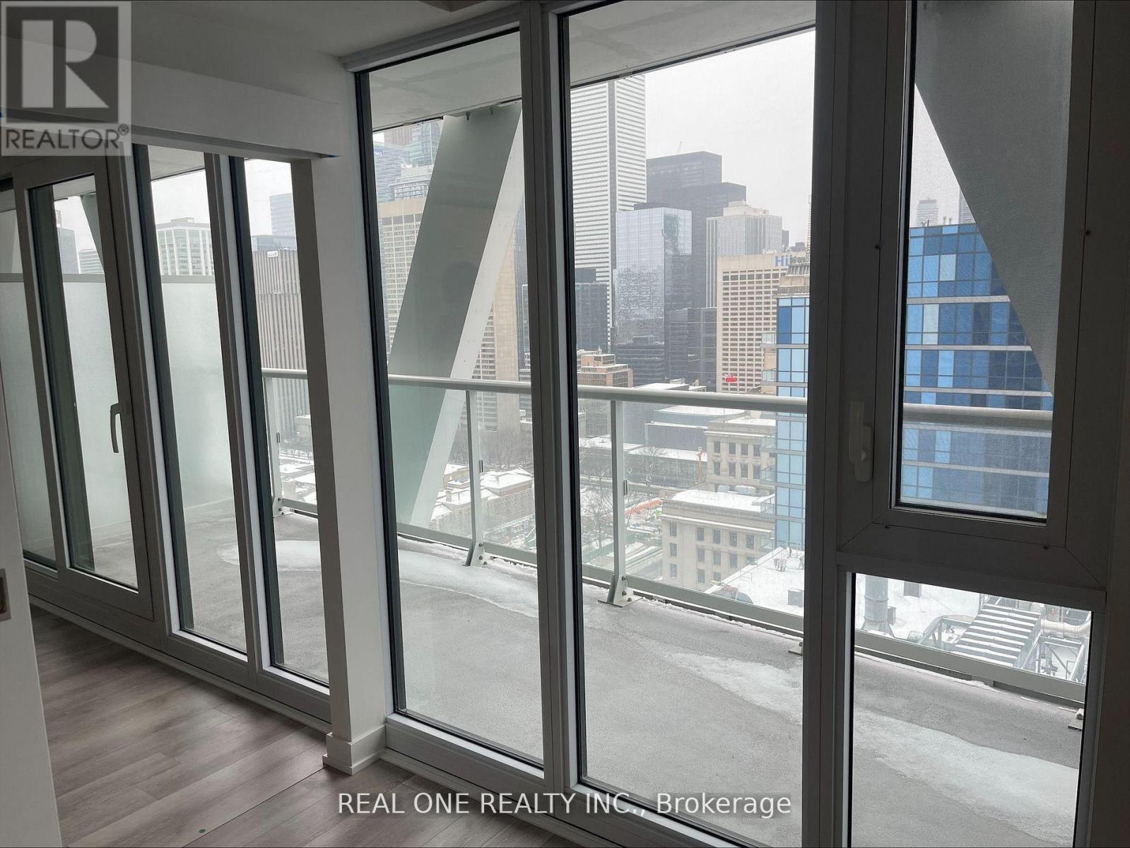 2317 - 230 Simcoe Street, Toronto, Ontario  M5T 0G7 - Photo 12 - C12917208