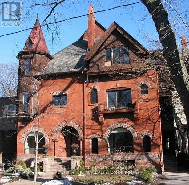 175 Madison Avenue, Toronto, Ontario  M5R 2S6 - Photo 1 - C12917232