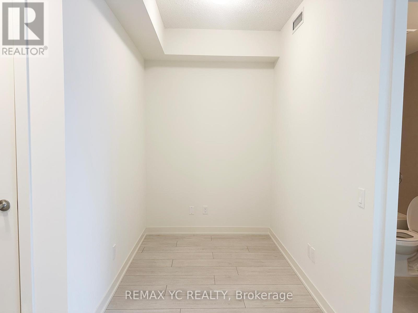 2611 - 4955 Yonge Street, Toronto, Ontario  M2N 0L8 - Photo 8 - C12917234