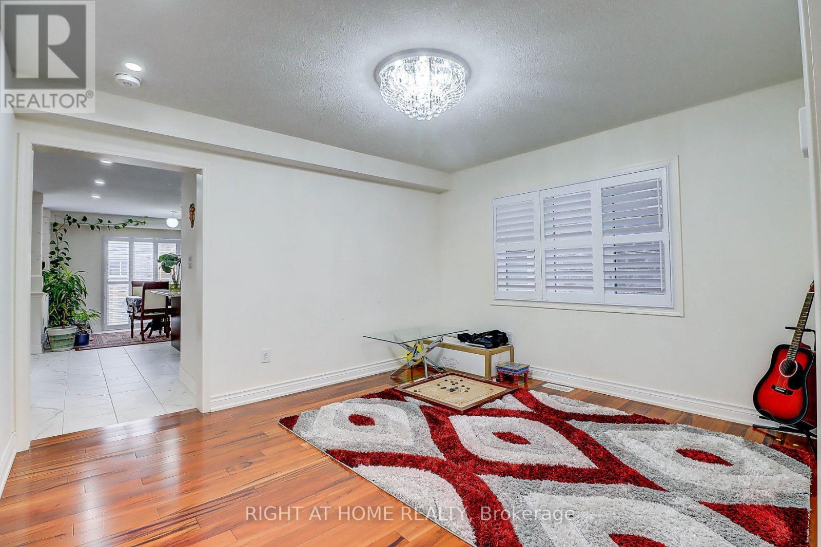 Main - 58 Barnfield Crescent, Ajax, Ontario  L1Z 0T3 - Photo 5 - E12917170