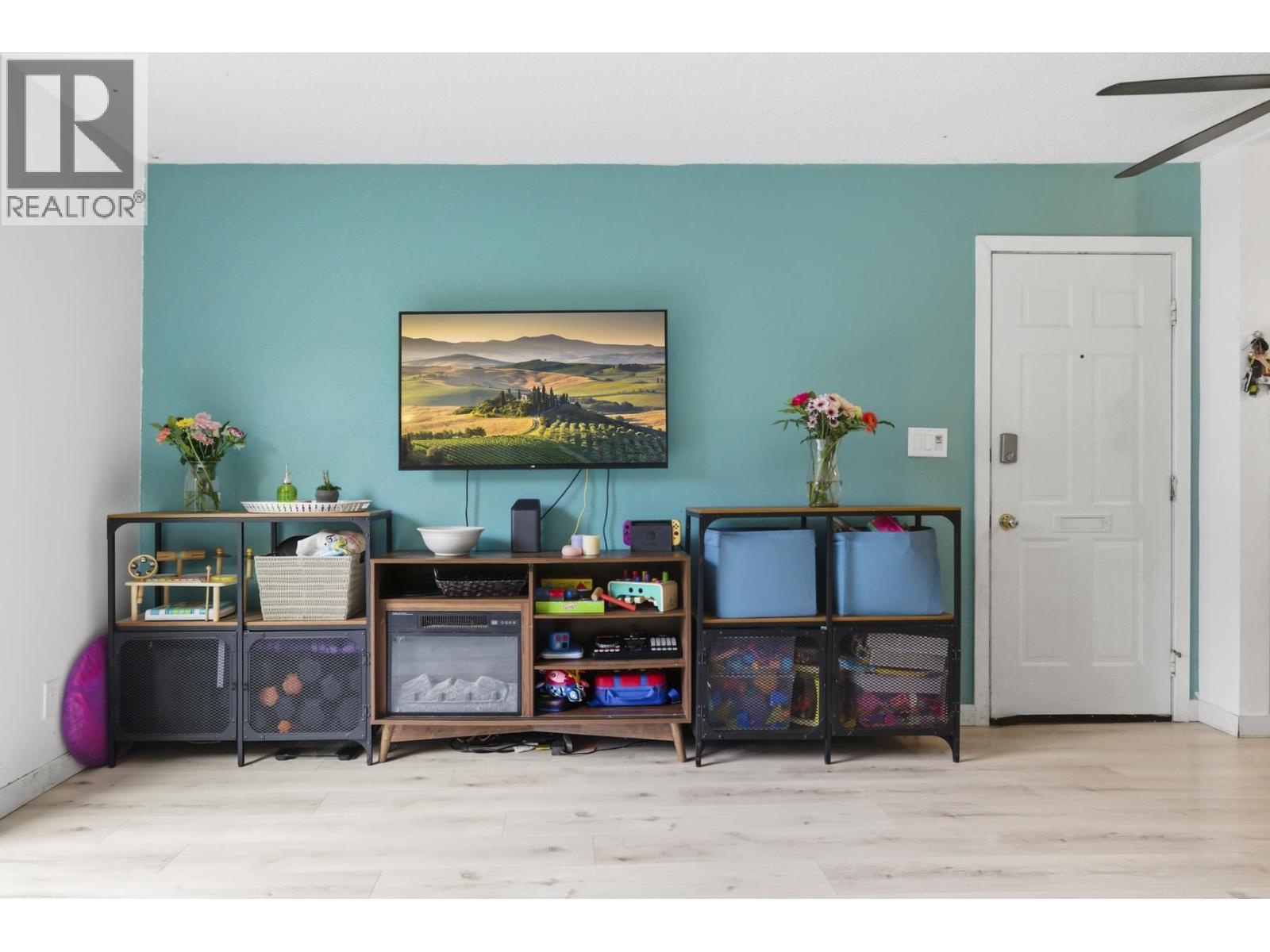 988 Howie Avenue, Coquitlam, British Columbia  V3J 1T3 - Photo 10 - R3103293