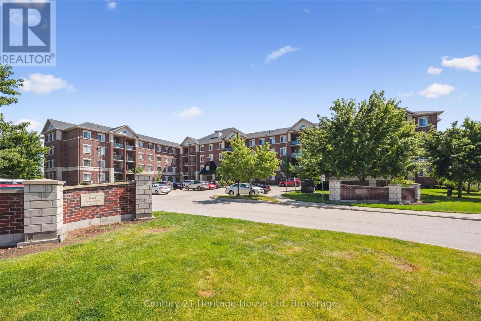 404 - 1440 Gordon Street, Guelph, Ontario  N1L 1C8 - Photo 2 - X12917218