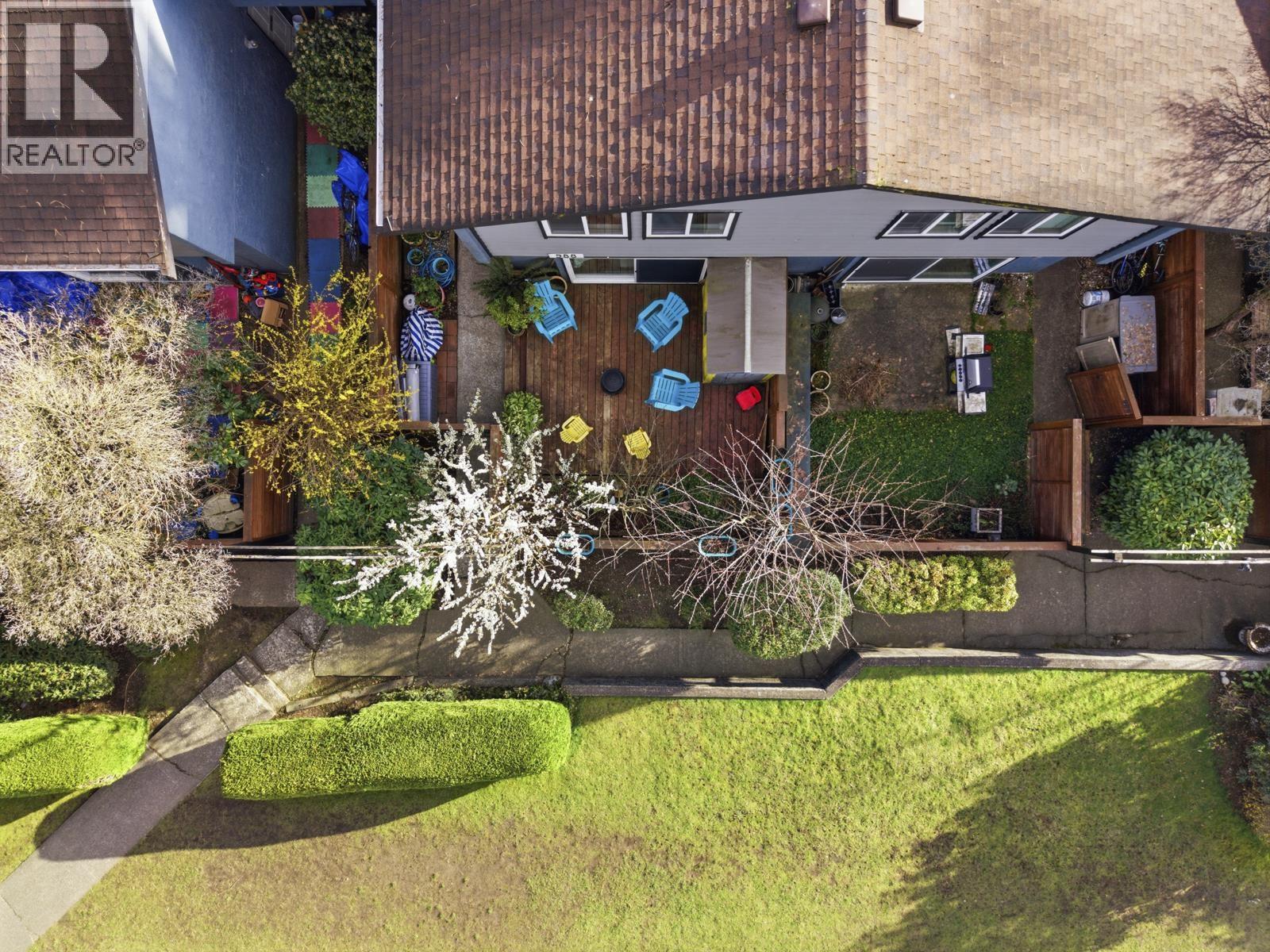 988 Howie Avenue, Coquitlam, British Columbia  V3J 1T3 - Photo 34 - R3103293