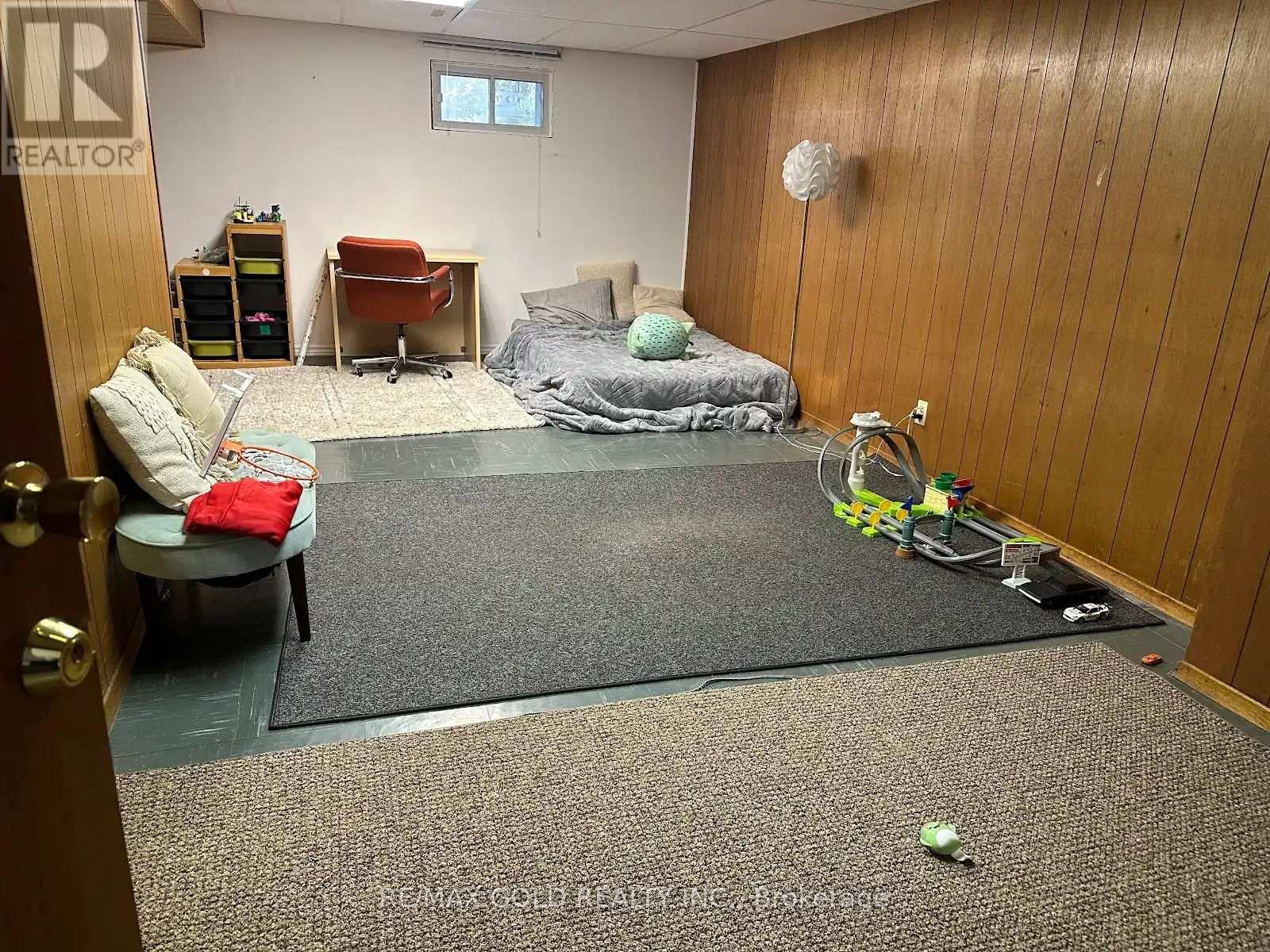 70 Greystone Crescent, Halton Hills, Ontario  L7G 1G9 - Photo 36 - W12728040