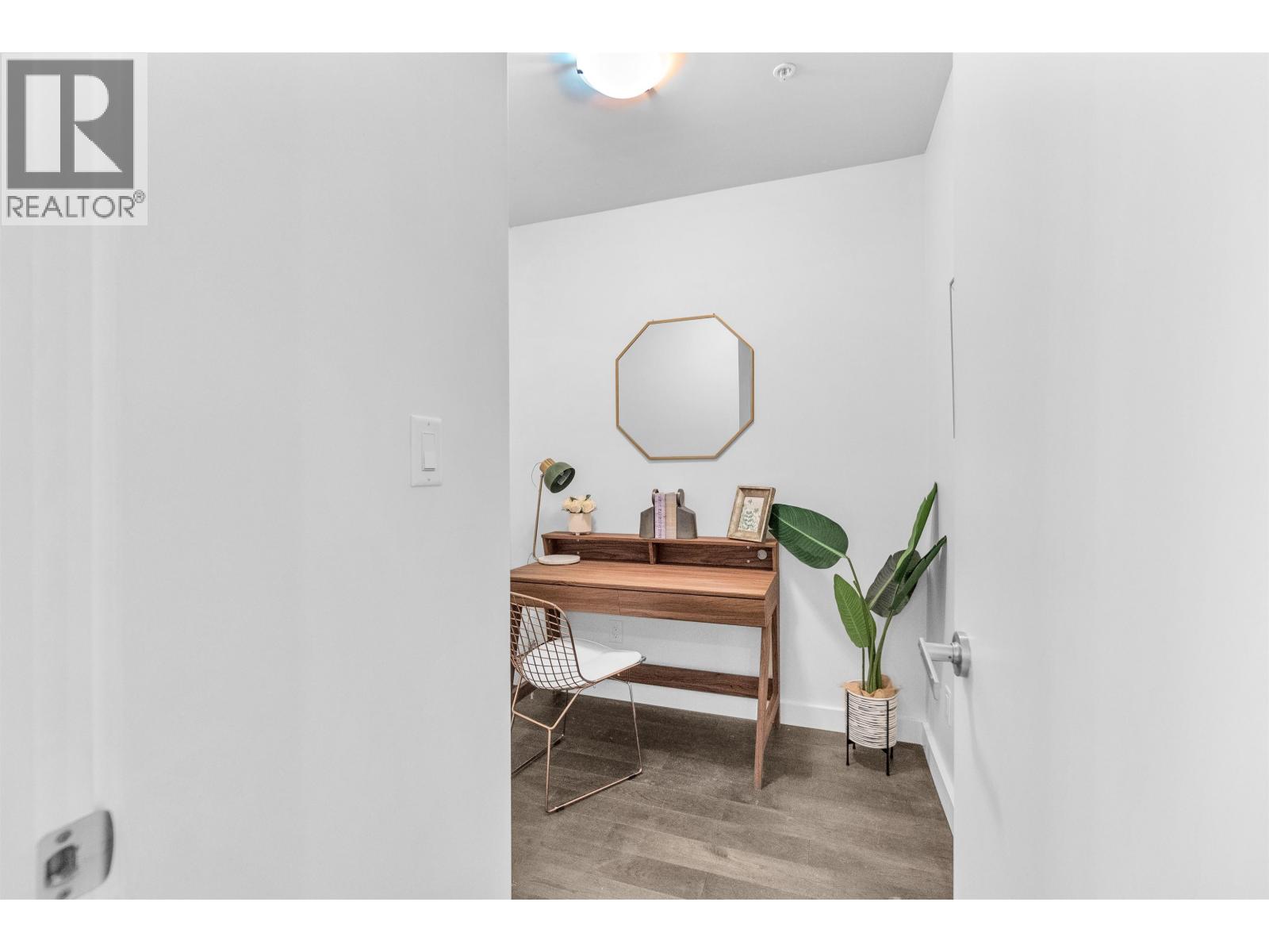 202 1330 Marine Drive, North Vancouver, British Columbia  V7P 1T4 - Photo 24 - R3102940