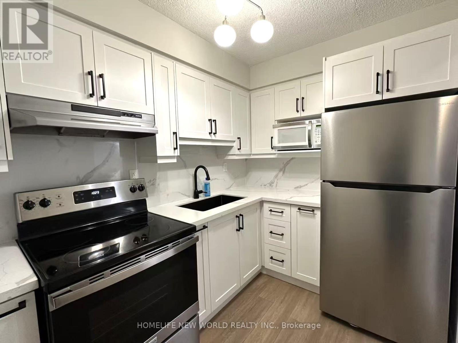 1005 - 975 Warwick Court, Burlington, Ontario  L7T 3Z7 - Photo 10 - W12917176