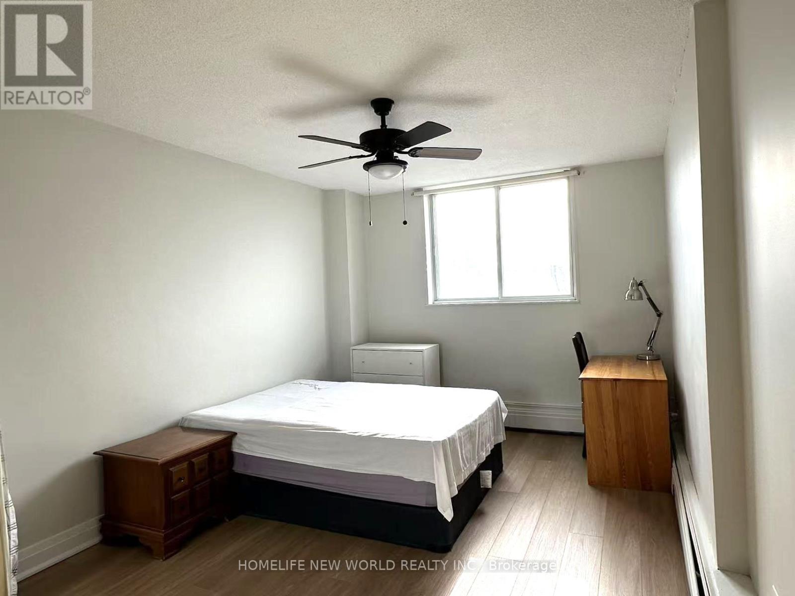 1005 - 975 Warwick Court, Burlington, Ontario  L7T 3Z7 - Photo 16 - W12917176