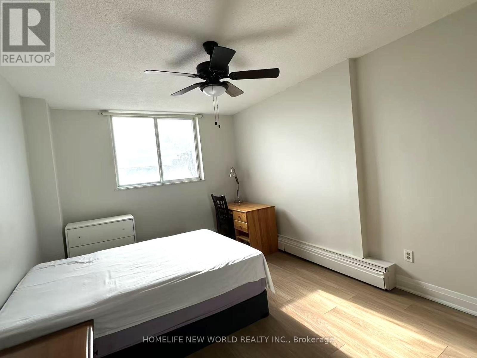 1005 - 975 Warwick Court, Burlington, Ontario  L7T 3Z7 - Photo 17 - W12917176