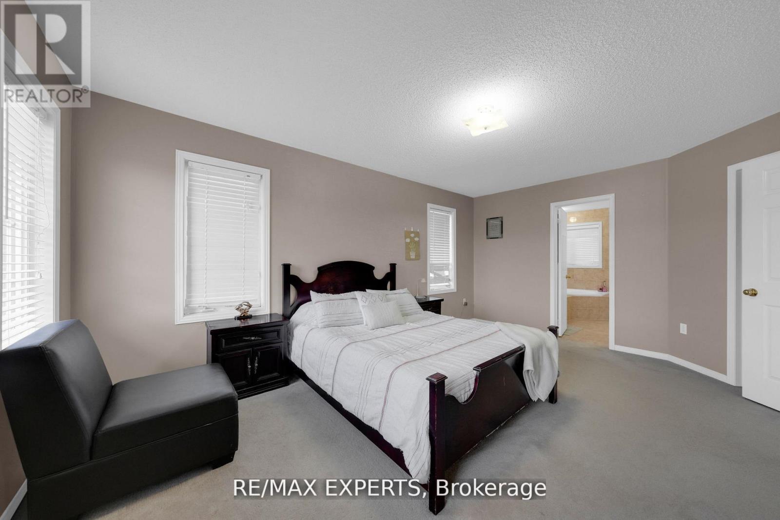 261 Mountainash Road, Brampton, Ontario  L6R 3M3 - Photo 30 - W12917186