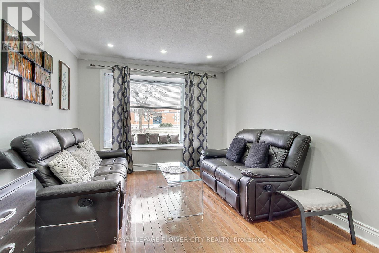 243 Centre Street N, Brampton, Ontario  L6V 2R3 - Photo 12 - W12917190