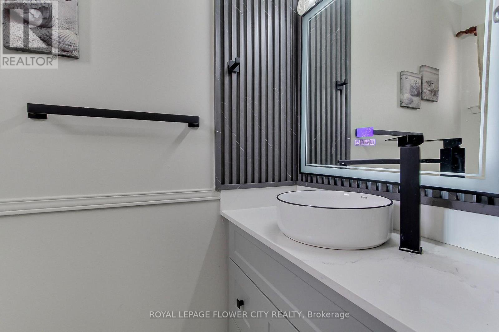 243 Centre Street N, Brampton, Ontario  L6V 2R3 - Photo 24 - W12917190