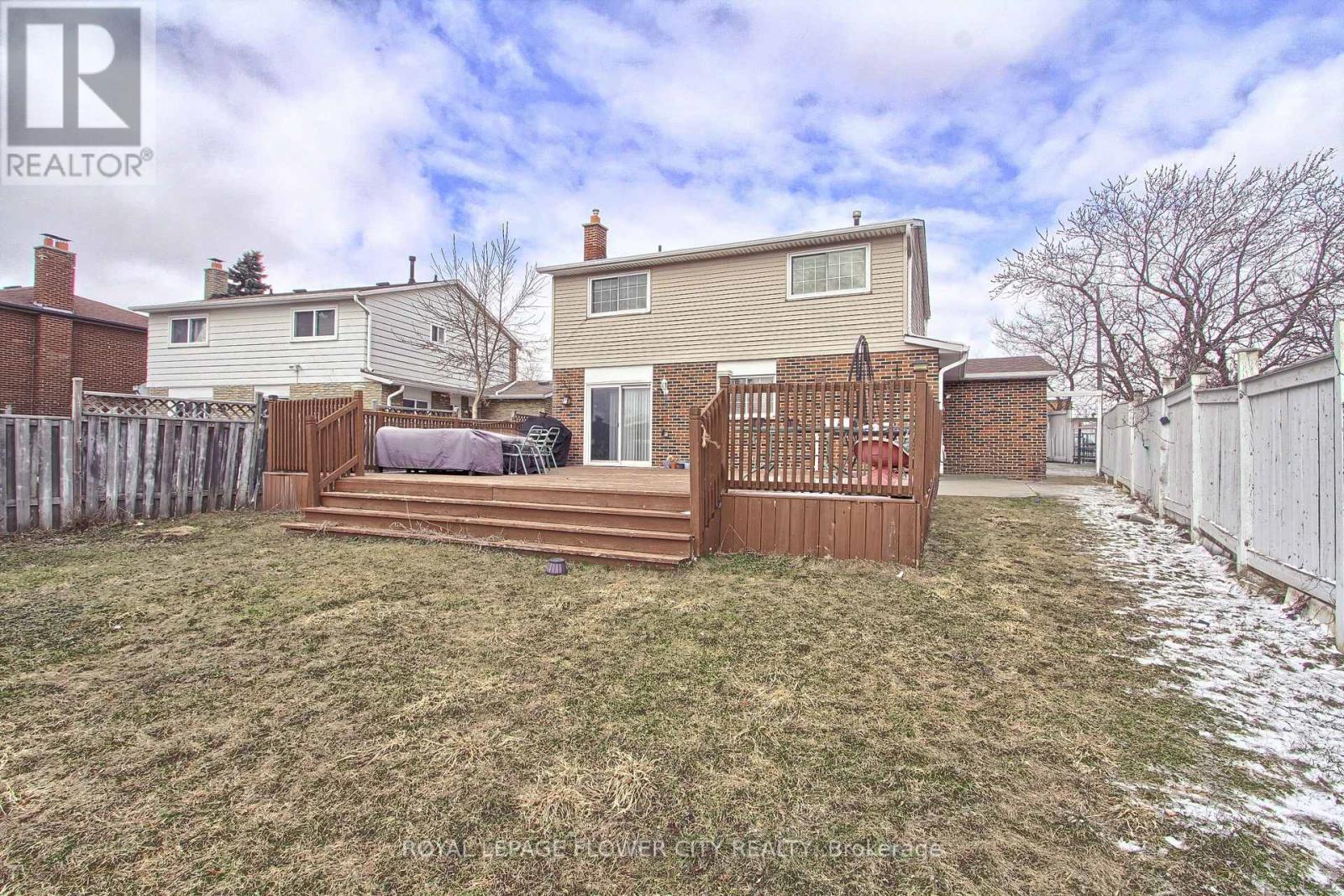 243 Centre Street N, Brampton, Ontario  L6V 2R3 - Photo 35 - W12917190