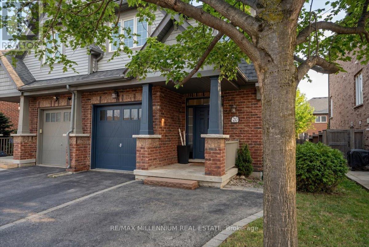 20 Autumn Arbour Road, Caledon, Ontario  L7C 3T8 - Photo 2 - W12917200