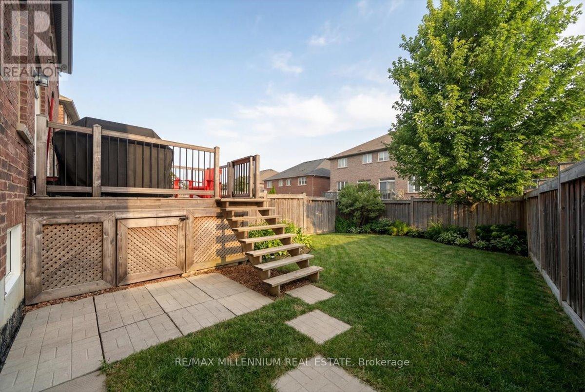 20 Autumn Arbour Road, Caledon, Ontario  L7C 3T8 - Photo 38 - W12917200