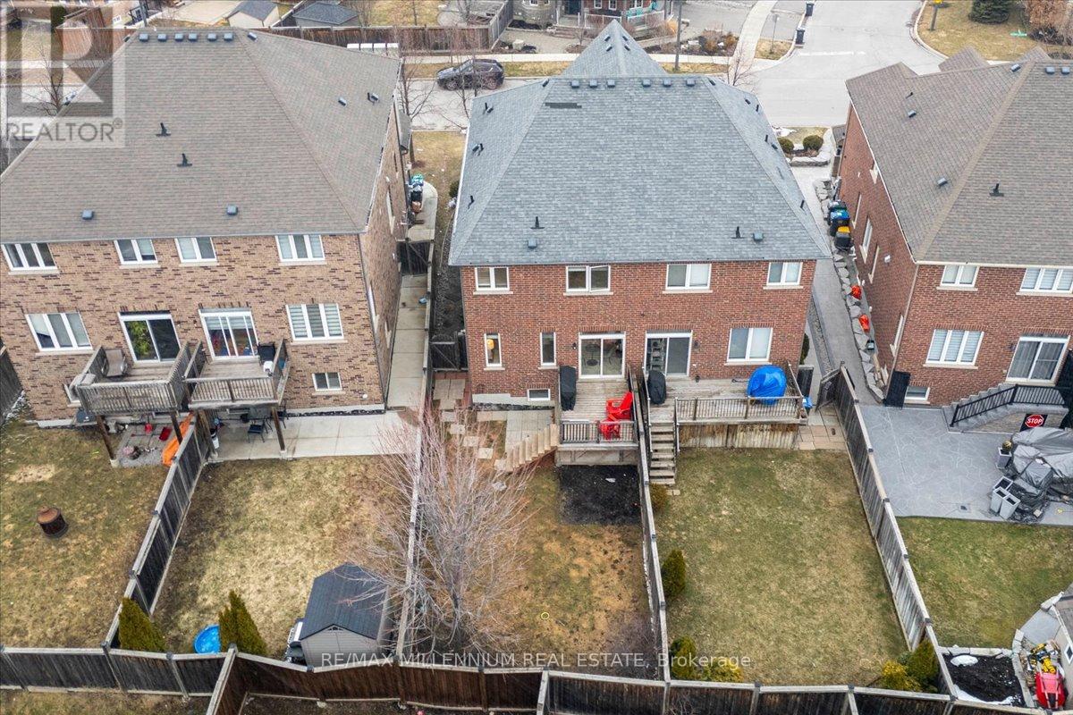 20 Autumn Arbour Road, Caledon, Ontario  L7C 3T8 - Photo 42 - W12917200