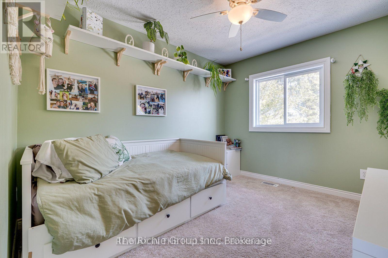 609 Simon Street, Shelburne, Ontario  L9V 3P6 - Photo 12 - X12917174