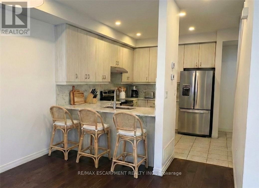 129 - 30 Times Square Boulevard, Hamilton, Ontario  L8J 0L8 - Photo 6 - X12917180