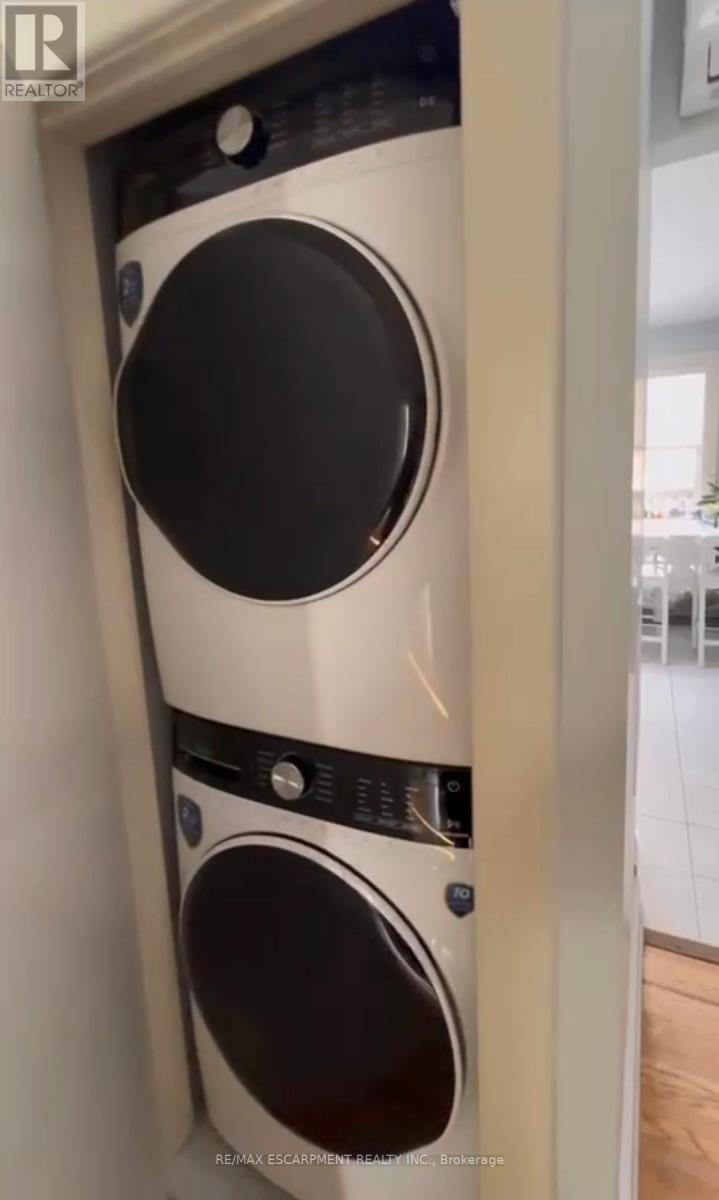 971.5 Main Street E, Hamilton, Ontario  L8M 1N2 - Photo 6 - X12917188