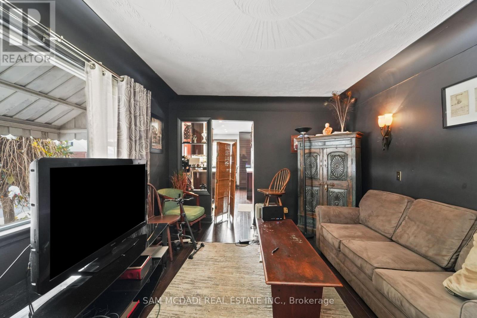 12 Roselle Place, Hamilton, Ontario  L8G 1R3 - Photo 12 - X12917230