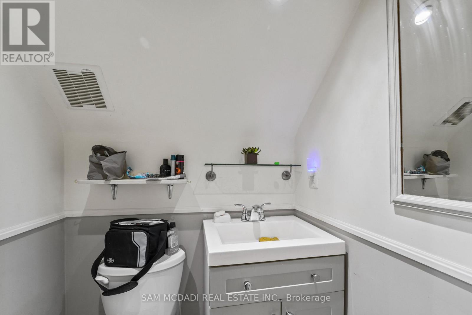 12 Roselle Place, Hamilton, Ontario  L8G 1R3 - Photo 19 - X12917230