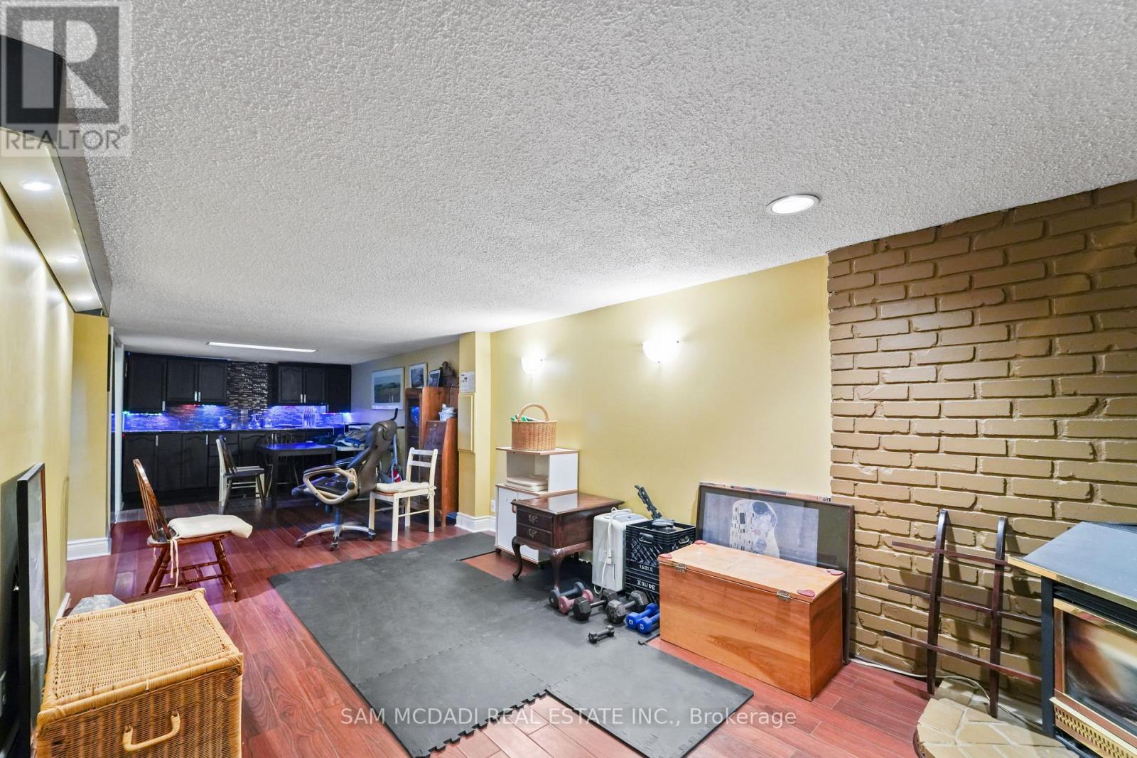 12 Roselle Place, Hamilton, Ontario  L8G 1R3 - Photo 26 - X12917230