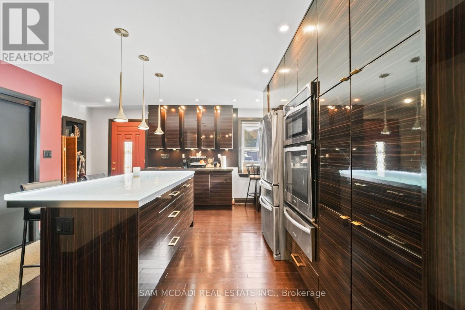 12 Roselle Place, Hamilton, Ontario  L8G 1R3 - Photo 6 - X12917230