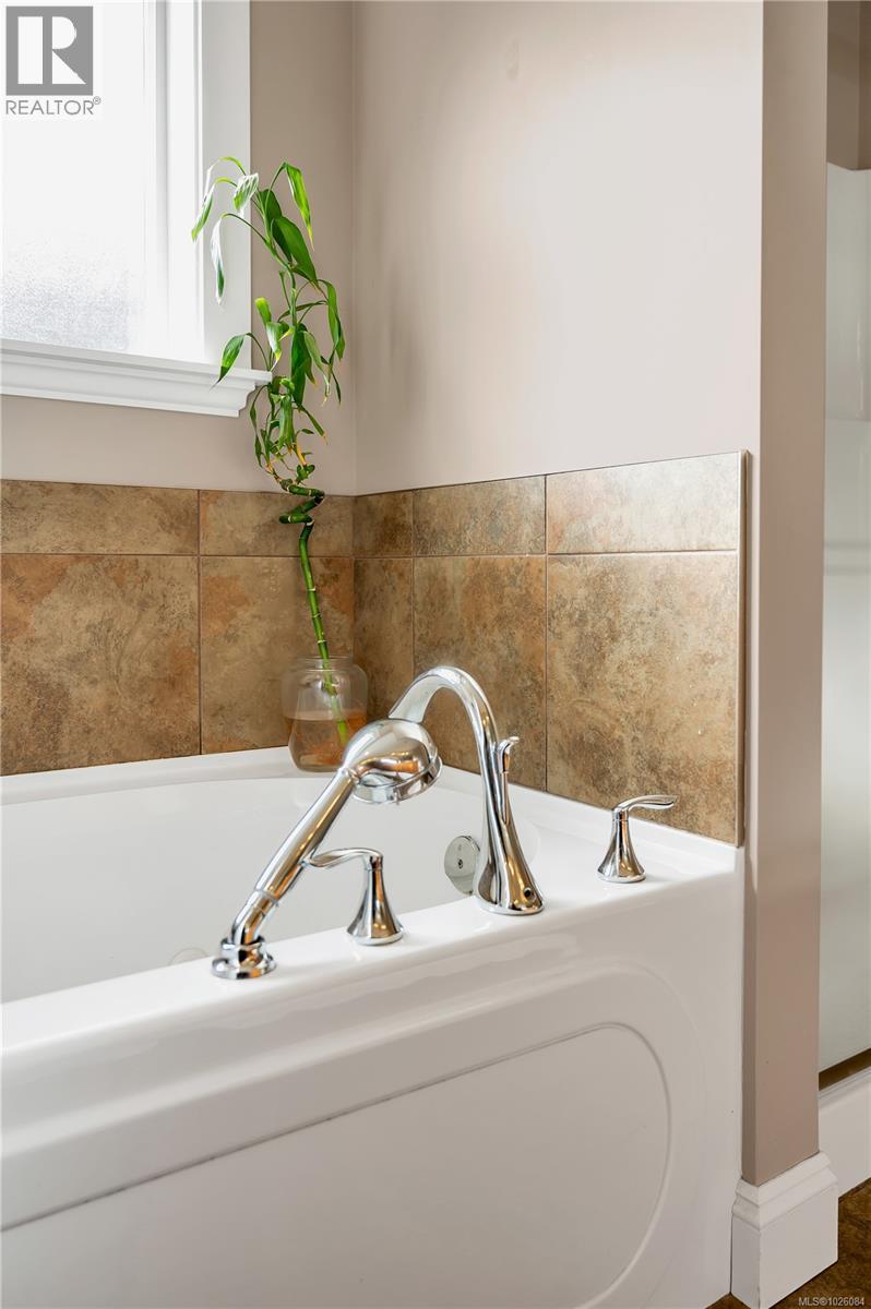 667 Nelson Rd, Campbell River, British Columbia  V9H 1T7 - Photo 65 - 1026084